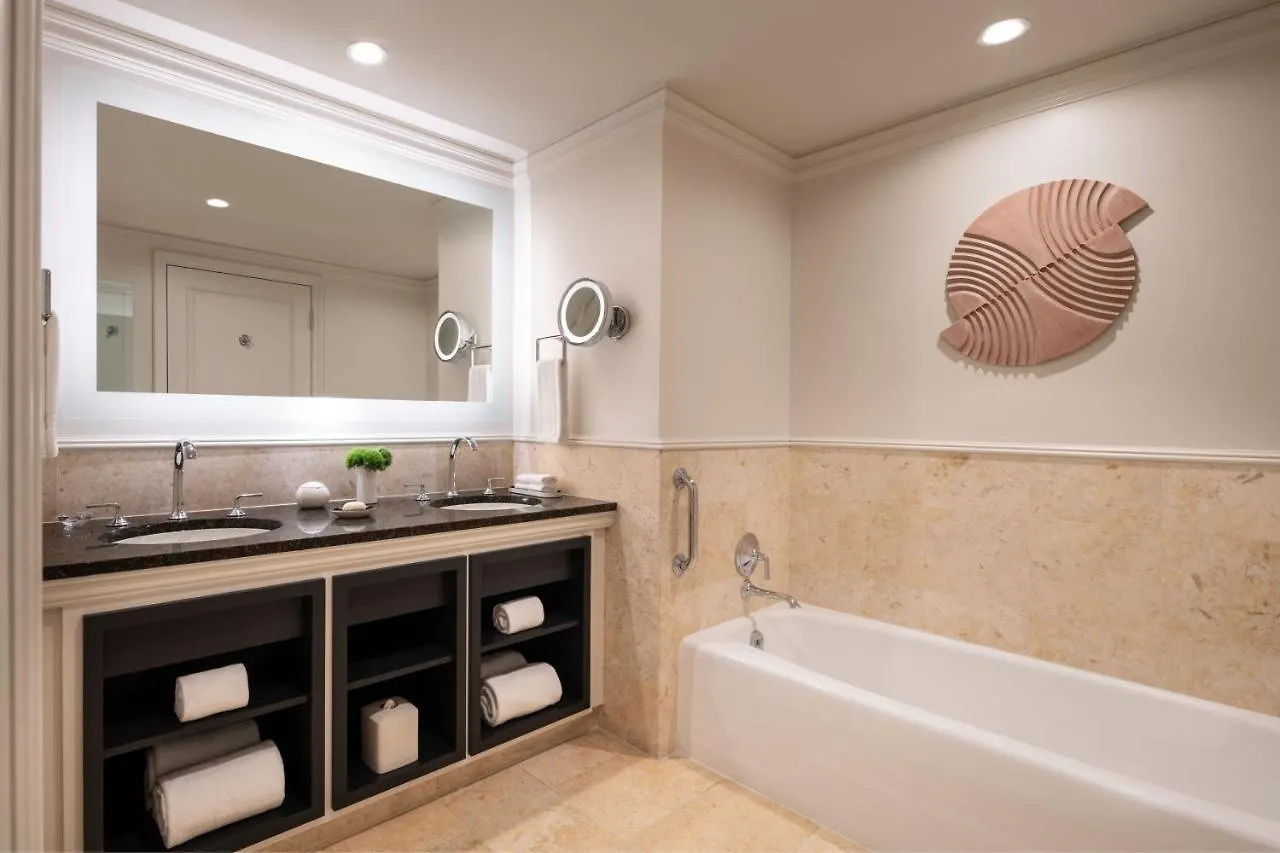 Отель The Ritz-Carlton, Grand Cayman Seven Mile Beach Курортный комплекс