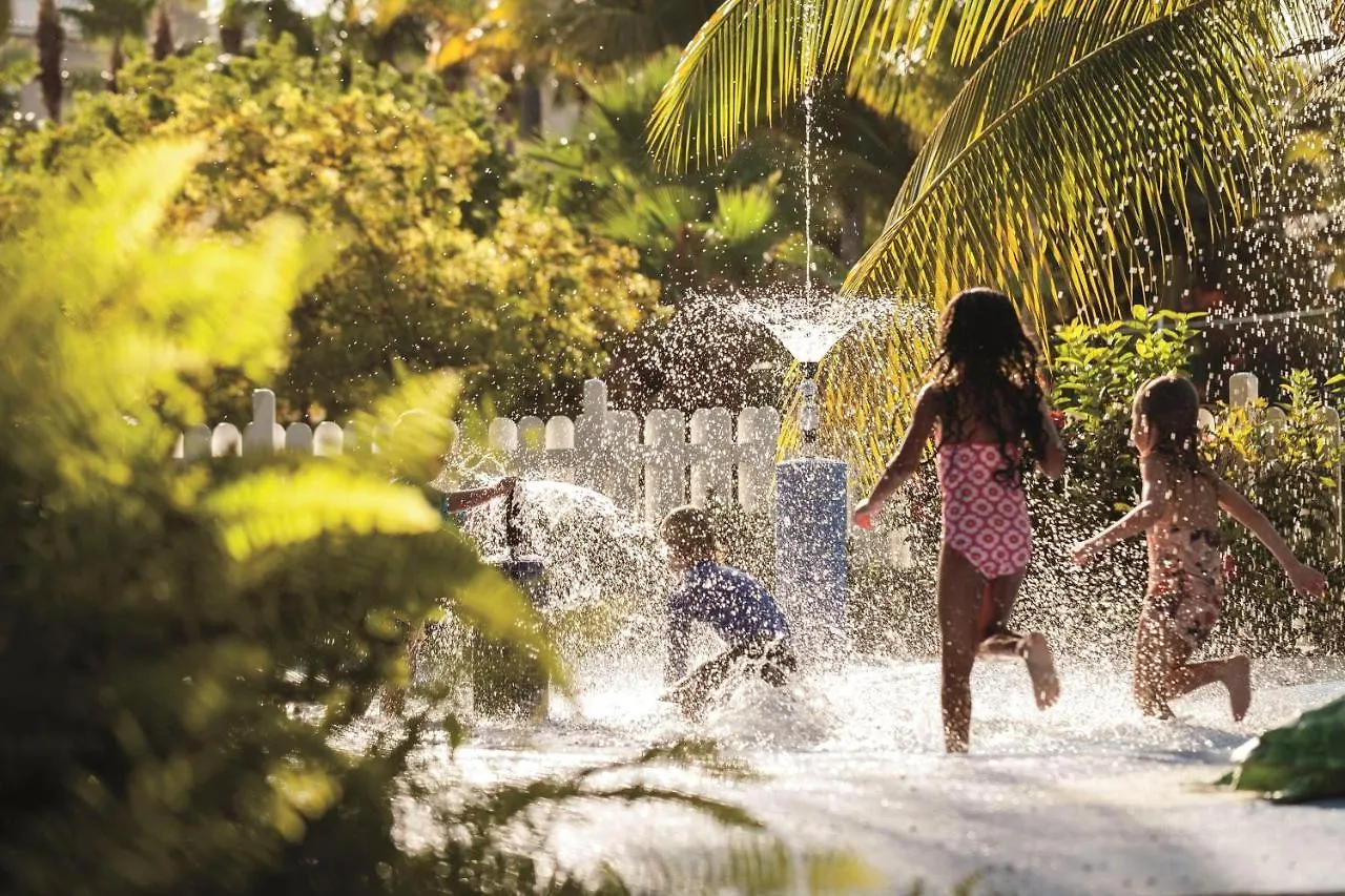 Отель The Ritz-Carlton, Grand Cayman Seven Mile Beach