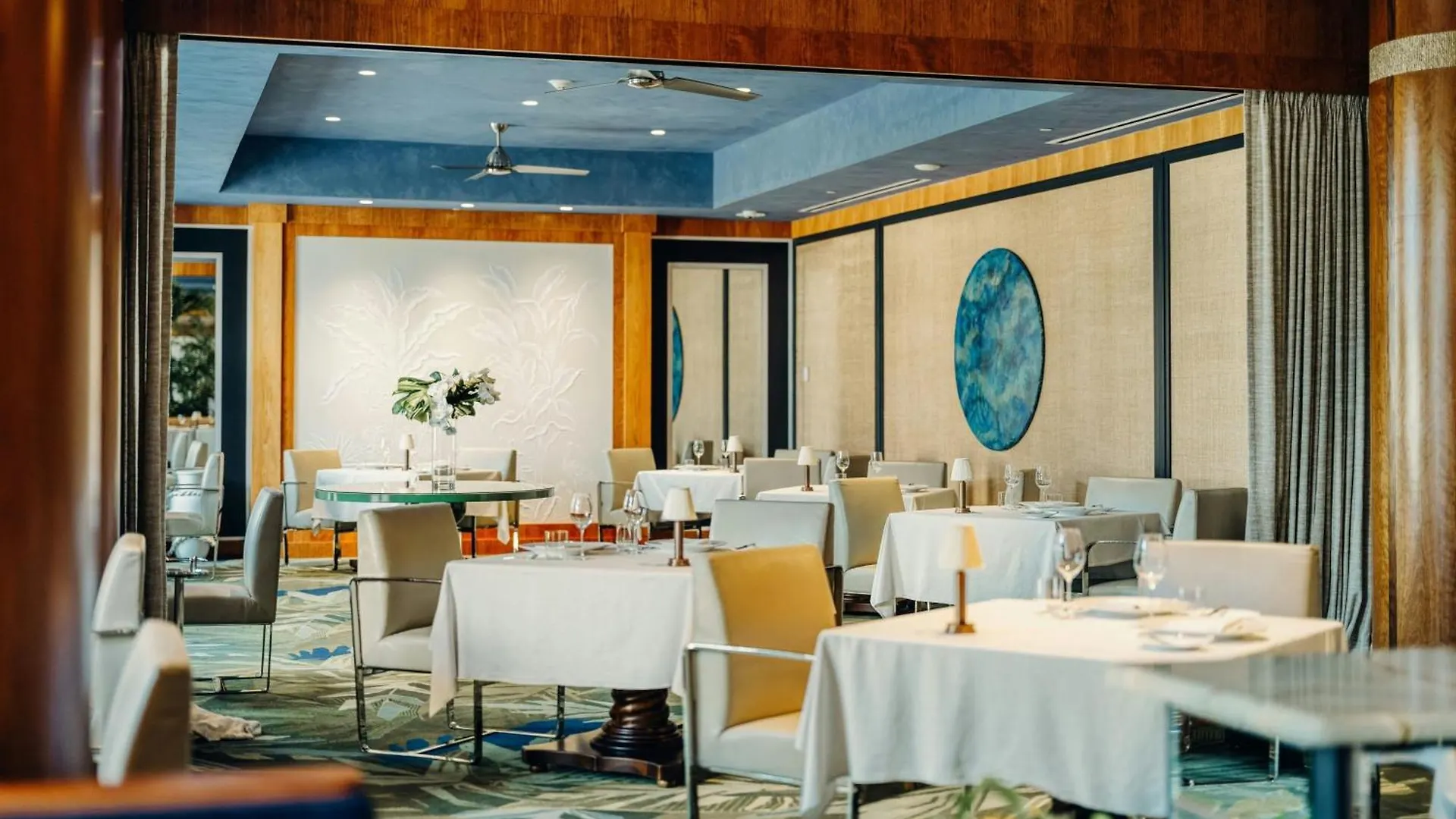 The Ritz-Carlton, Grand Cayman Hotel Seven Mile Beach