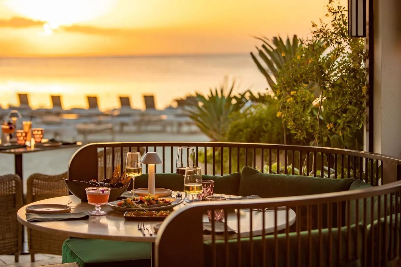 The Ritz-Carlton, Grand Cayman Hotel Seven Mile Beach
