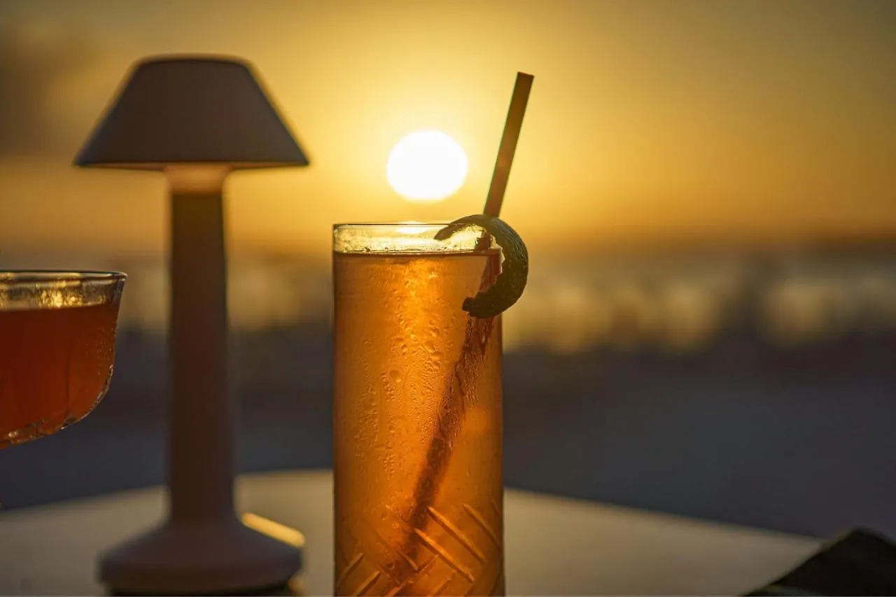 The Ritz-Carlton, Grand Cayman Hotel Seven Mile Beach